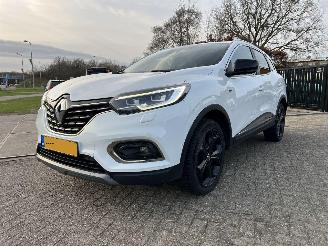 krockskadad bil auto Renault Kadjar 1.3 TCe Black Edition Automaat! 2020/2