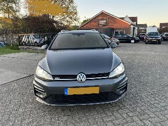 Volkswagen Golf 1.6 TDI Highline Business R picture 5