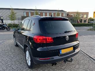 Volkswagen Tiguan 2.0 TSI Sport&Style 4motion R-line Edition | 86.676 KM! picture 4