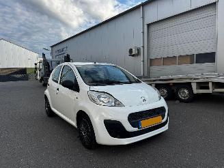  Peugeot 107 1.0 Access Accent Facelift 2012/10