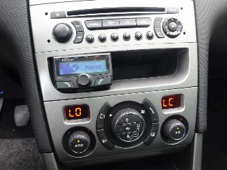 Peugeot 308 SW 1.6 VTi XS Panorama, Climate & Cruise control, Trekhaak picture 16