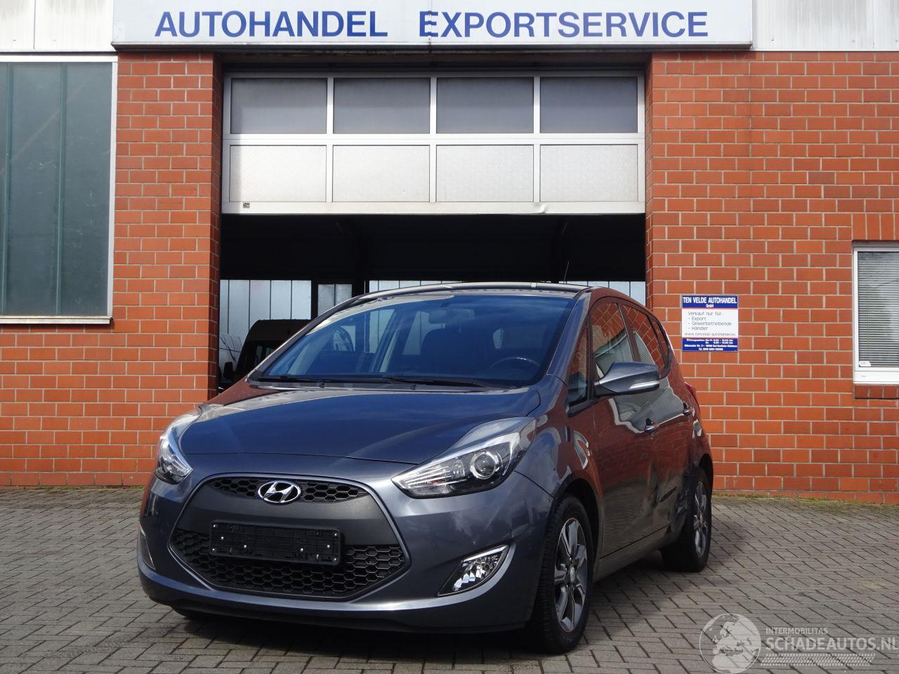 Hyundai Ix20 Design Edition 1.6i Automaat 125pk, Navi, Climate & Cruise, Camera
