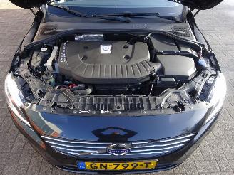 Volvo V-60 D6 TwinEngine 162kw Plug-in Hybride, Leer, Navi, Airco, Trekhaak picture 24