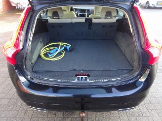 Volvo V-60 D6 TwinEngine 162kw Plug-in Hybride, Leer, Navi, Airco, Trekhaak picture 9
