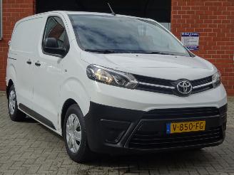Toyota Proace Compact 1.6 D-4D Cool Comfort, Airco, Cruise, Trekhaak, Schuifdeur picture 3