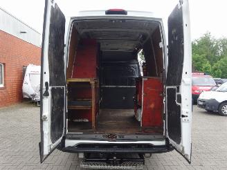 Iveco Daily 40-C15 3.0 107kw, Airco, Cruise, Trekhaak 3500 kg picture 10