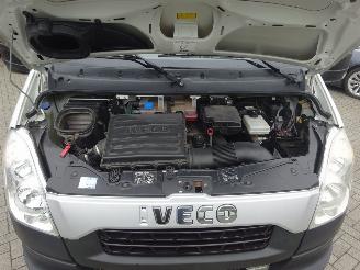 Iveco Daily 40-C15 3.0 107kw, Airco, Cruise, Trekhaak 3500 kg picture 20