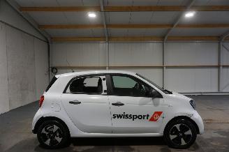 Schadeauto Smart Forfour 18kWh   NO PAPERS / GEEN REGISTRATIE PAPIEREN 2018/7
