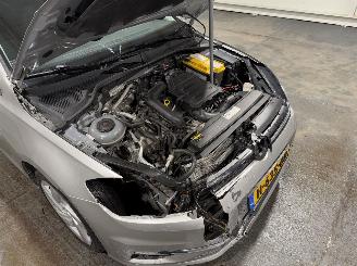 Volkswagen Golf 1.0TSI 63kW Navi Airco Trendline picture 23