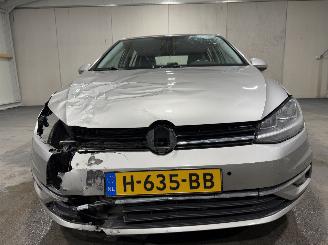 Volkswagen Golf 1.0TSI 63kW Navi Airco Trendline picture 21