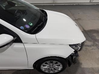 Peugeot 308 SW 1.2PureTech 96kW Blue Lease Executive picture 18