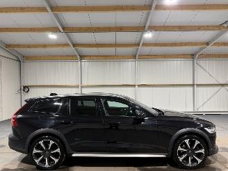  Volvo V-60 Cross Country 2.0 B5 184kW Automaat AWD Pro 2021/2