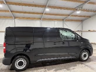 Peugeot e-Expert 50kWh 100kW Premium Navi Camera picture 5