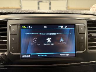 Peugeot e-Expert 50kWh 100kW Premium Navi Camera picture 31