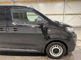 Peugeot e-Expert 50kWh 100kW Premium Navi Camera picture 14