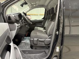 Peugeot e-Expert 50kWh 100kW Premium Navi Camera picture 28