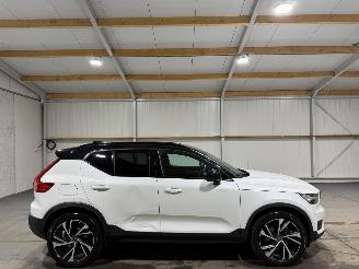Coche accidentado Volvo XC40 T5 1.5 132kW Automaat Pano Twin Engine R-Design 2020/2