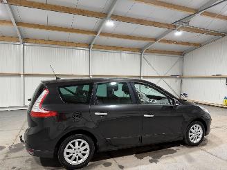 Renault Grand-scenic 1.9dCi 96kW Privilege picture 5