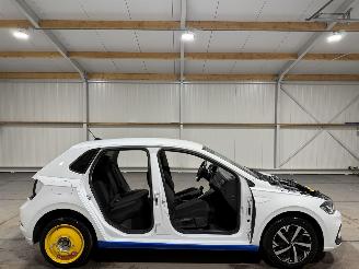 Vaurioauto  passenger cars Volkswagen Polo 1.0TSI 70kW Life 2022/1