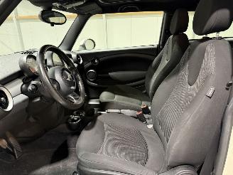 Mini Mini 1.6 72kW Pano Airco One Chili picture 15