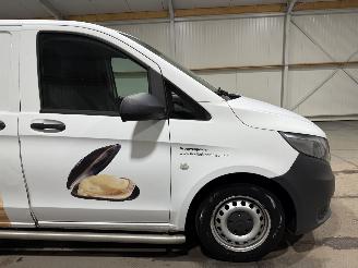 Mercedes Vito 111CDI 84kW Friso / Koelwagen Airco Functional picture 14