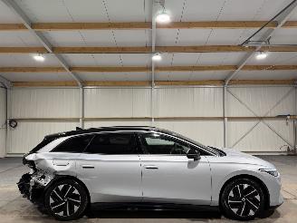 krockskadad bil auto Volkswagen ID.7 Tourer 77kWh 210kW Pro Business 360Camera 2024/11