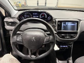 Peugeot 208 1.2VTi 60kW Clima Envy picture 15