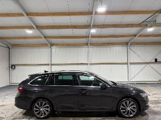 Schadeauto Skoda Octavia 1.5TSI 110kW First Edition 2020/4