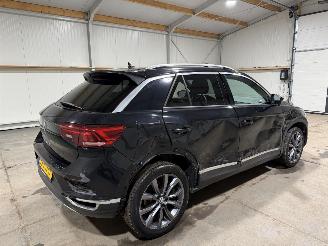Volkswagen T-Roc 1.5TSI 110kW Automaat Sport picture 5