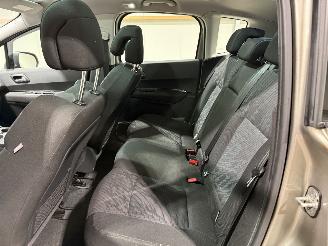 Peugeot 3008 1.6THP 115kW Clima Premiére picture 41