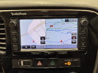 Mitsubishi Outlander 2.0PHEV 89kW AWD Automaat Instyle+ Schuifkanteldak picture 15