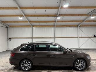 Schadeauto Skoda Superb 1.8TSI 132kW Automaat Sportline Business 2017/3