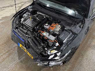 Volkswagen Golf GTE 1.4Ehybrid 110kW Automaat picture 27