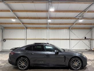 Schadeauto Porsche Panamera 2.9 4  E-HYBRID  AWD  Luchtvering Panoramadak 2017/7