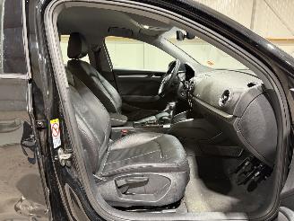 Audi A3 1.6TDI 85kW LIMOUSINE Leder picture 32