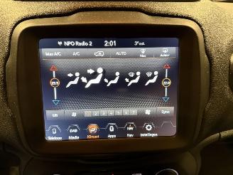 Jeep Renegade 1.3T 110kW Automaat  DDCT Limited picture 51