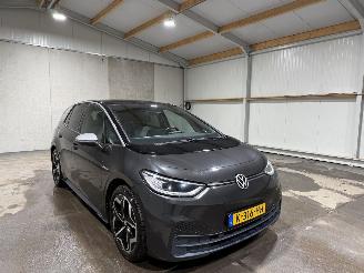 Volkswagen ID.3 58kWh First Plus 150kW picture 3