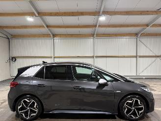 Schadeauto Volkswagen ID.3 58kWh First Plus 150kW 2020/12