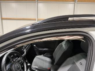 Volkswagen T-Roc 1.5TSI 110kW Automaat Sport R Panoramadak picture 35