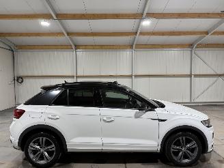 Schadeauto Volkswagen T-Roc 1.5TSI 110kW Automaat Sport R Panoramadak 2020/5
