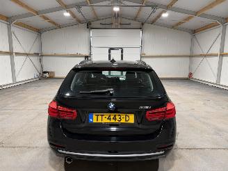BMW 3-serie 318i 100kW Automaat Luxury Edition picture 7