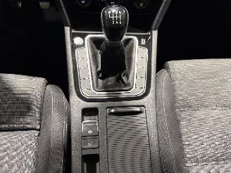 Volkswagen Passat 1.5TSI 110kW Camera Elegance picture 19