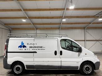 Unfall Kfz Van Opel Vivaro 2.0CDTI 66kW L2H1 2010/6