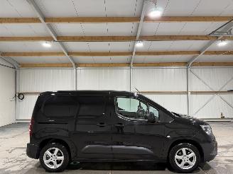 Schade bestelwagen Opel Combo 1.5D 75kW L1H1 Edition Navi 2021/2