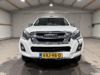 Isuzu D-Max 1.9d 120kW Automaat Extended Cab X-Country picture 21