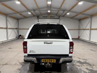 Isuzu D-Max 1.9d 120kW Automaat Extended Cab X-Country picture 7