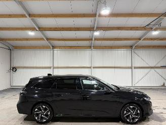 Schadeauto Peugeot 308 SW 1.2PureTech 96kW Allure 2024/11