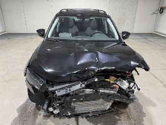 Skoda Karoq 1.5TSI 110kW ACT Business Edition Pano picture 20