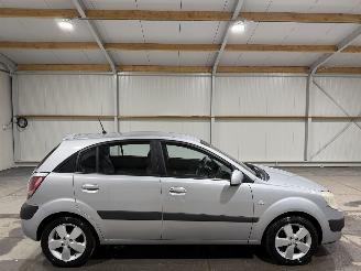 skadebil auto Kia Rio 1.4 71kW Airco X-Tra 2007/8