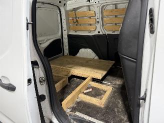 Peugeot Partner 1.6BlueHDI 55kW Premium Schuifdeur picture 19